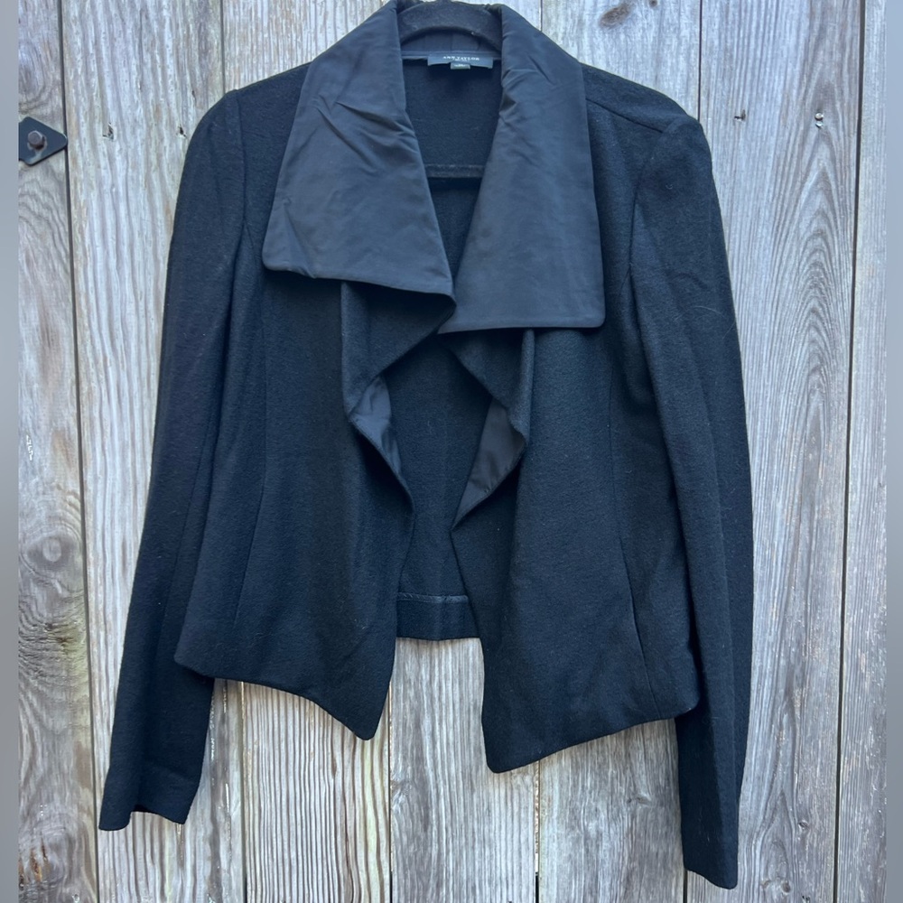 ANN TAYLOR Wool & Silk Cropped Open Georgette Crepe Black Jacket Women’s Medium